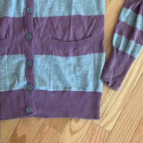 Decree Striped V Neck Cardigan Sweater - Picture 3 of 6